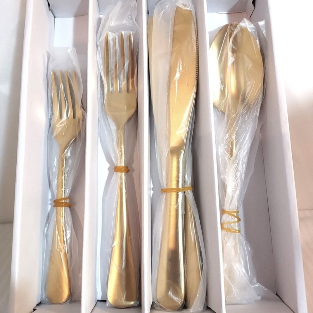 NEW Jones New York The Aurora Collection Gold 16 Piece Flatware Cutlery BOX Set - Picture 3 of 3